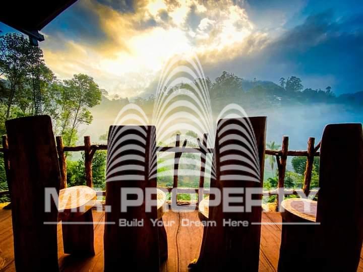 Diyathalawa hotel for sale