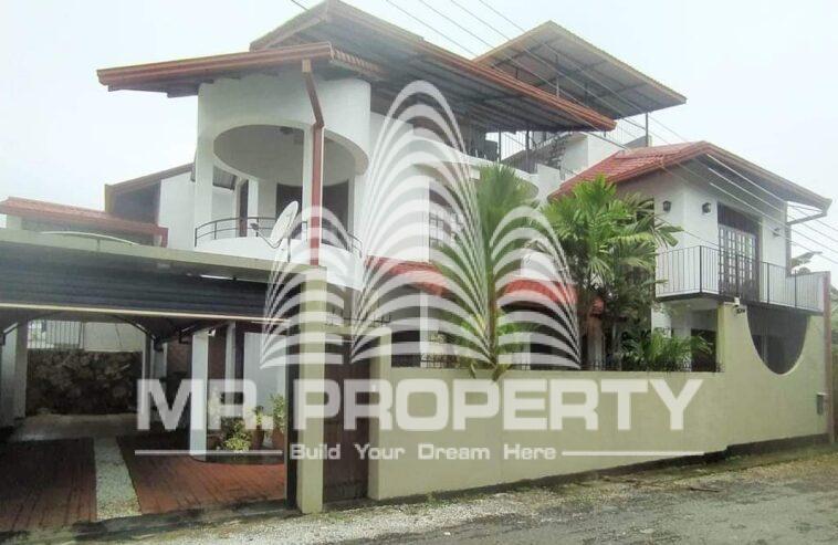 Piliyandala town house for sale