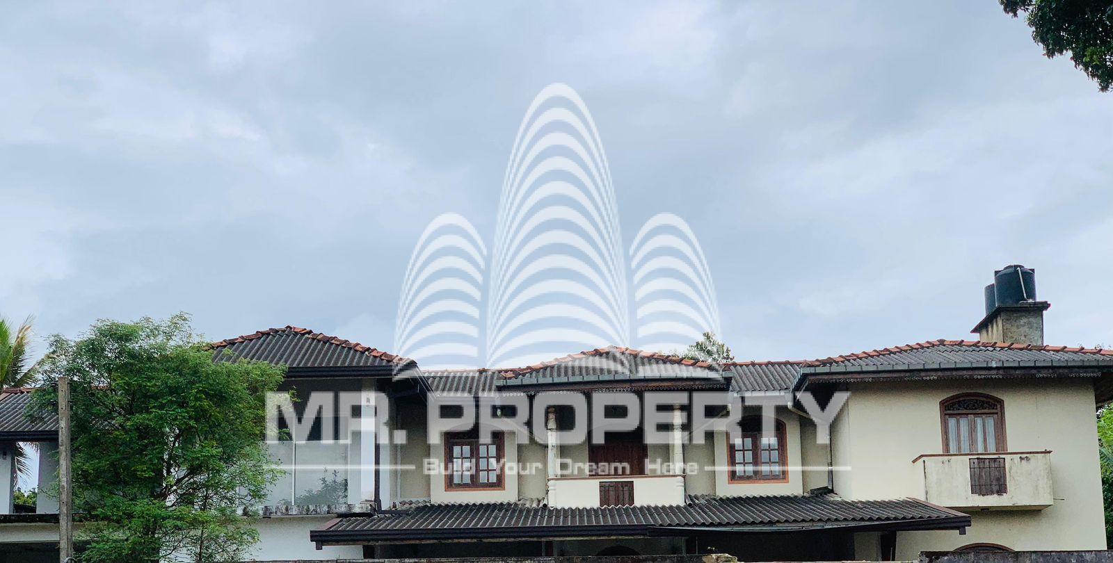 Kadawatha mahara luxurious house for sale