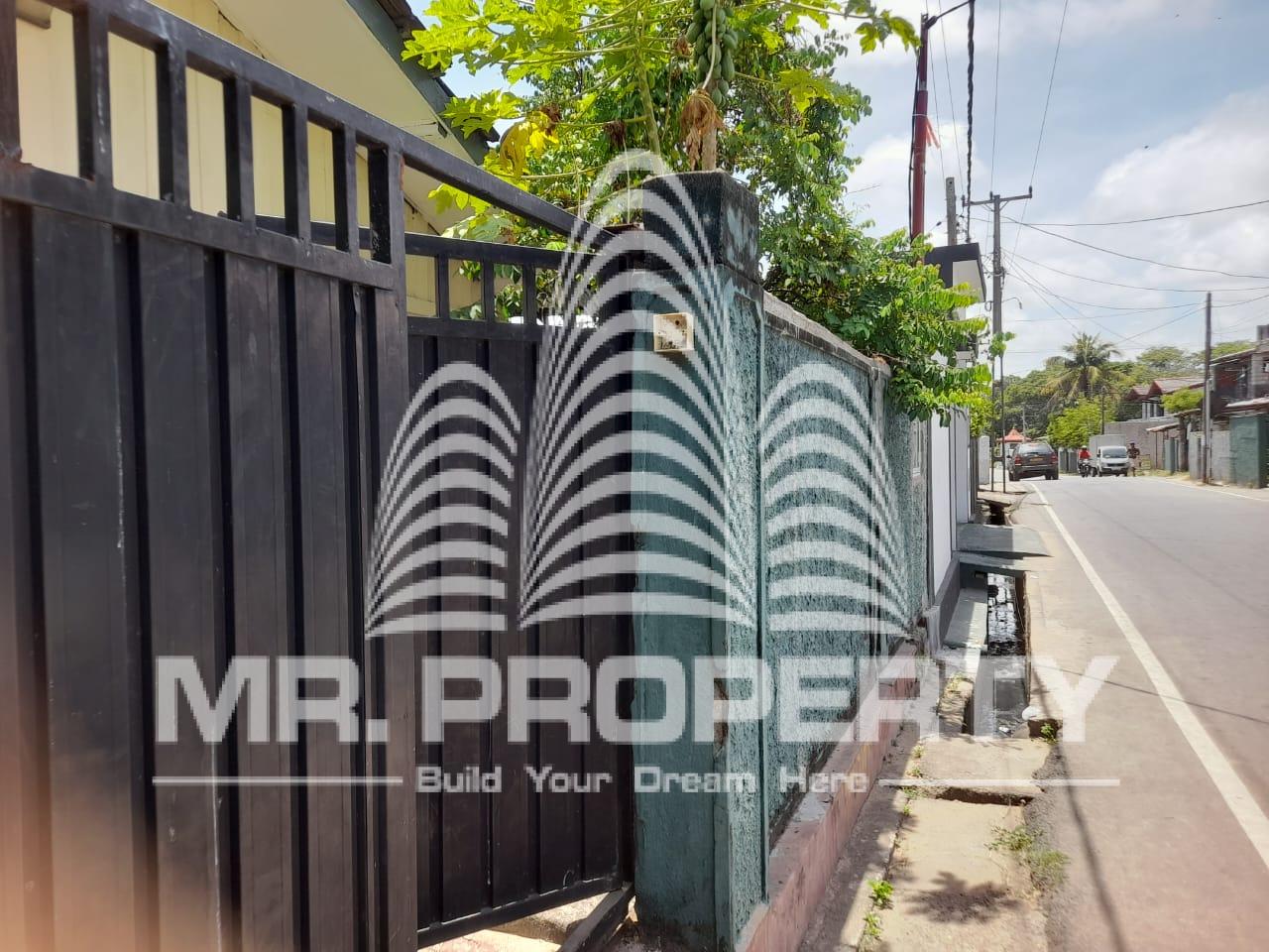 House for sale angulana