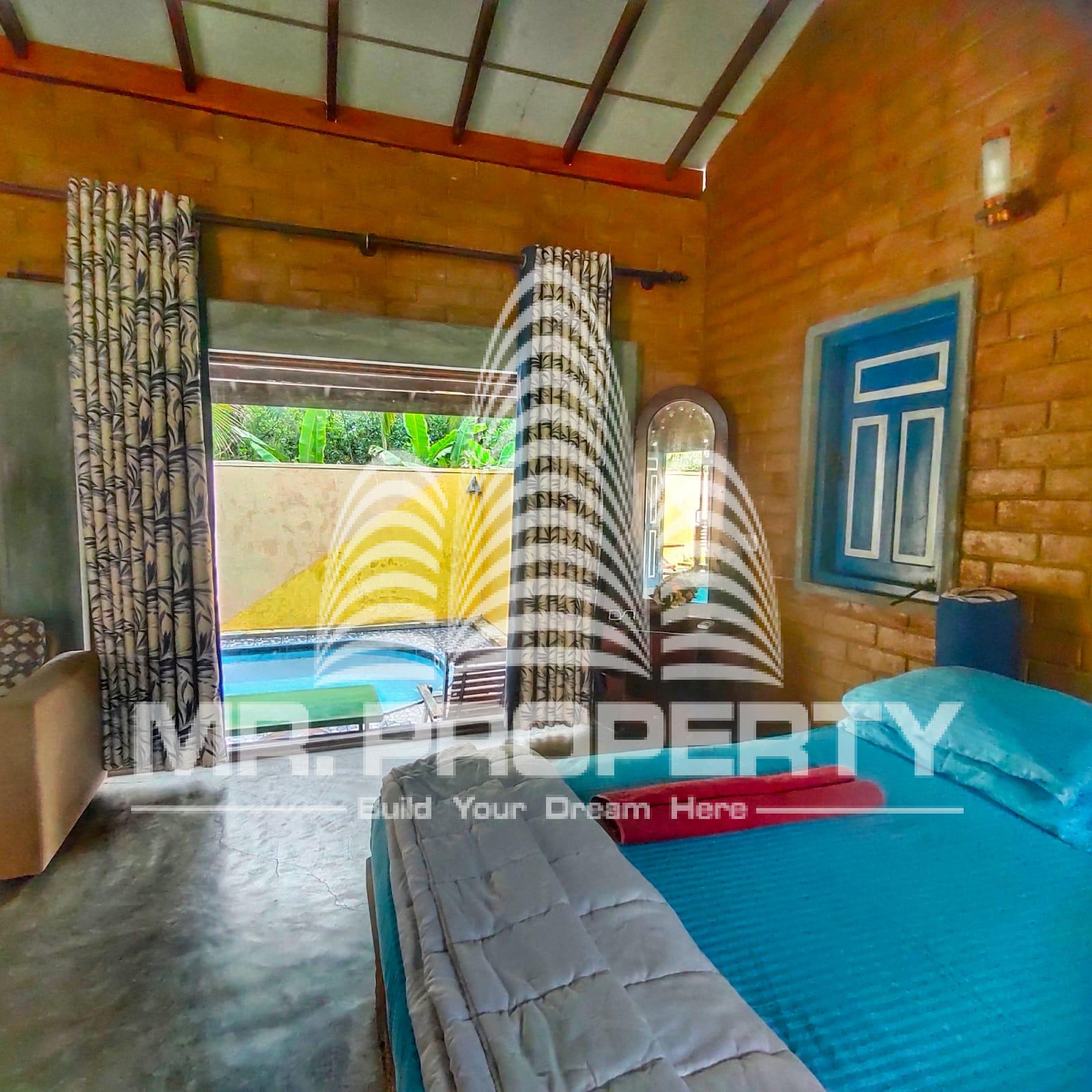 Yakkala hotel for sale