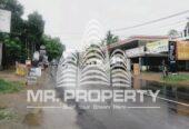 Land for sale meegoda main road facing