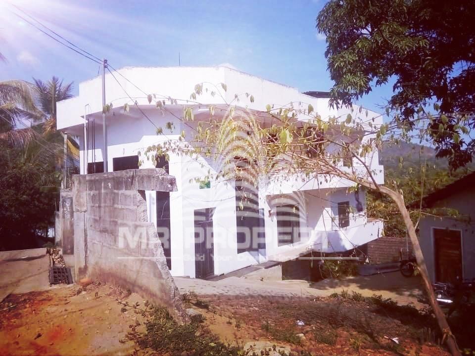 HOUSE FOR SALE KADUGANNAWA