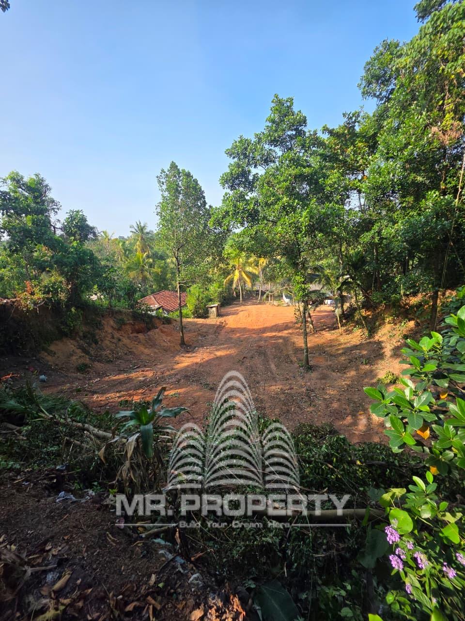 LAND FOR SALE KADAWATHA