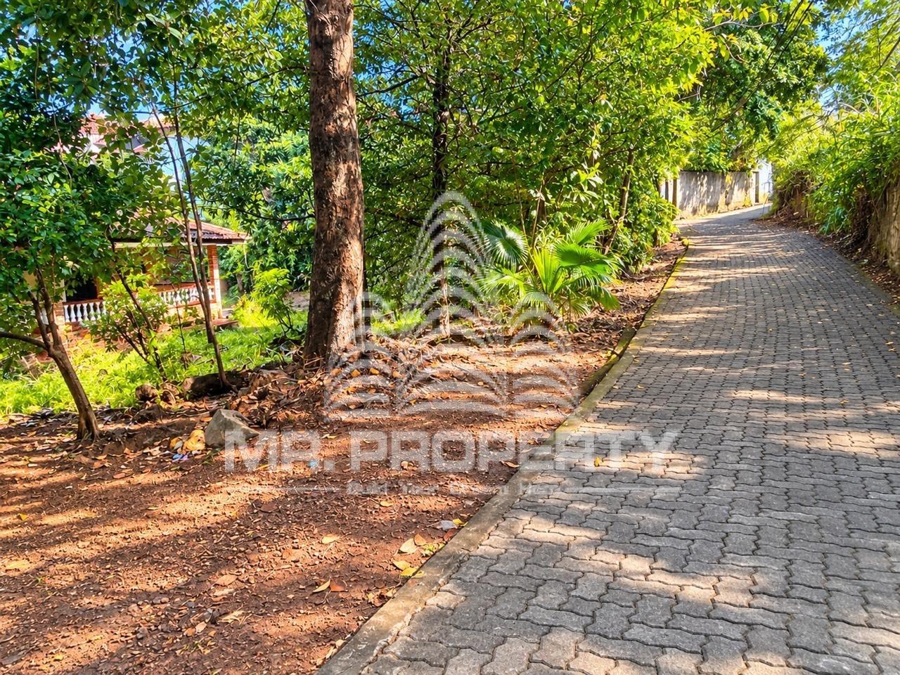 LAND FOR SALE KADAWATHA PUSHPARAMA ROAD